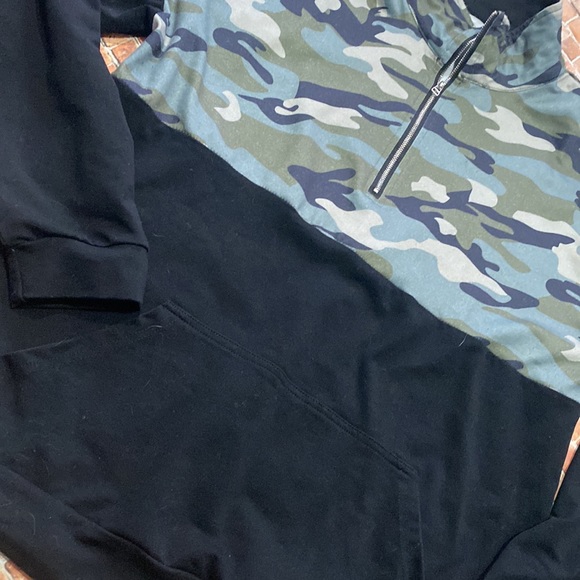 Camo + Black Pullover - Picture 3 of 3